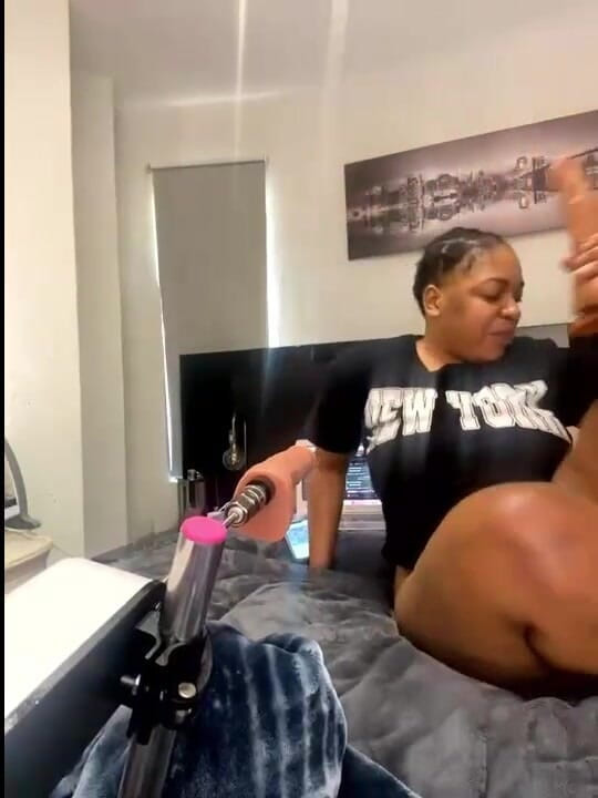 Big black clapping booties: Wichs bis extrem großartig, episode 1034