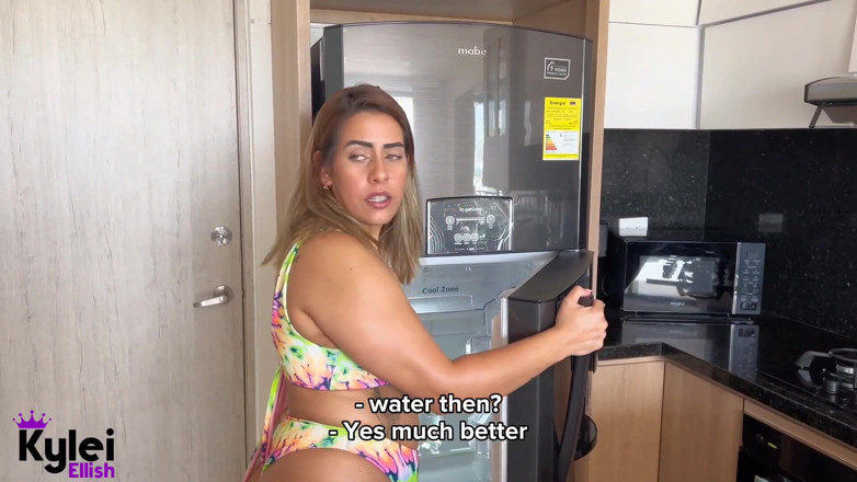 Kylei Ellish: I Fuck My Young Sister-in-law Before Going to the Pool...
