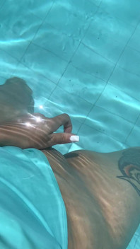 I Had an Orgasm in the Outdoor Pool
