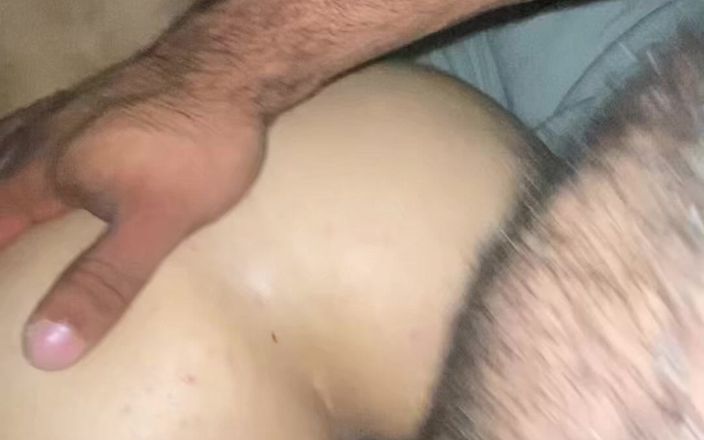 Weslley Bull: Gái tóc đỏ mông to ngồi trên con cặc của tôi
