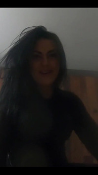 Vreau să stau pe fața ta ca să-mi miroși curul
