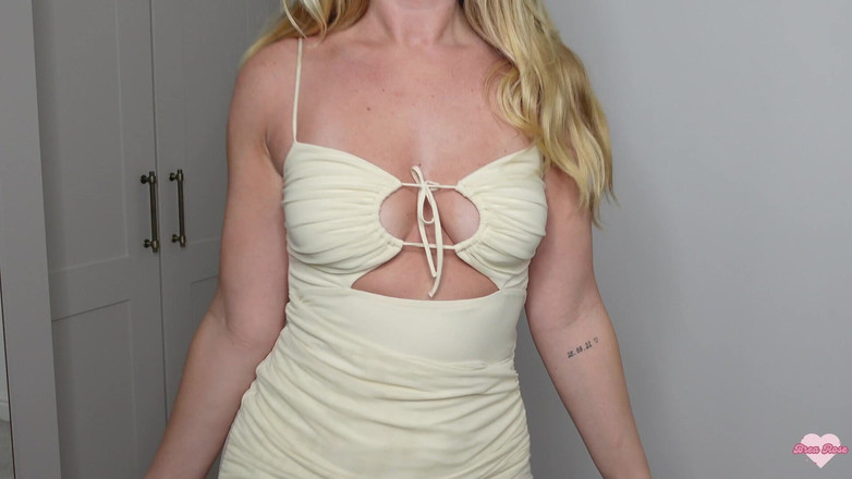 Brea Rose: Sfw Date noční šaty zkouší