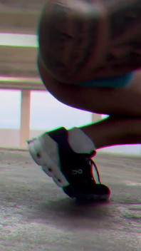 我在健身房变得非常饥渴，不得不在车里用假阳具操我的阴户 jona Ortiz