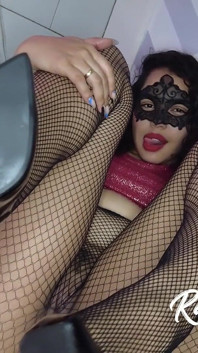 Raissa Scarpin and Fishnets Footjob
