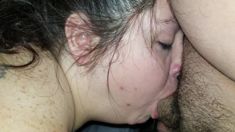 SexyNEBBW: Awek montel seksi berlatih tekak dan deepthroat pt 3