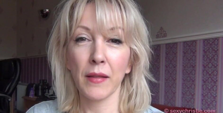 British Cougar: La moglie traditrice ha catturato le telecamere