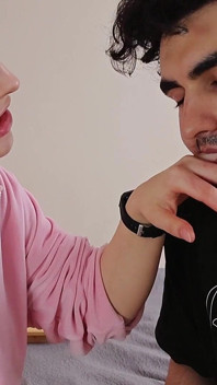 กัดนิ้วเป็นครั้งแรก