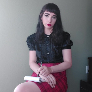 Lady Stardust: Therapist prescribes stroking