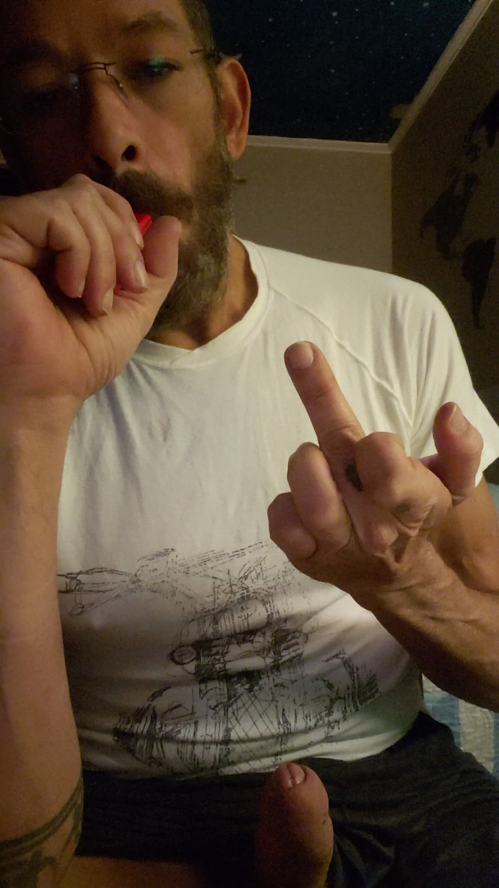 BBIG: Fumat și mângâieri mari