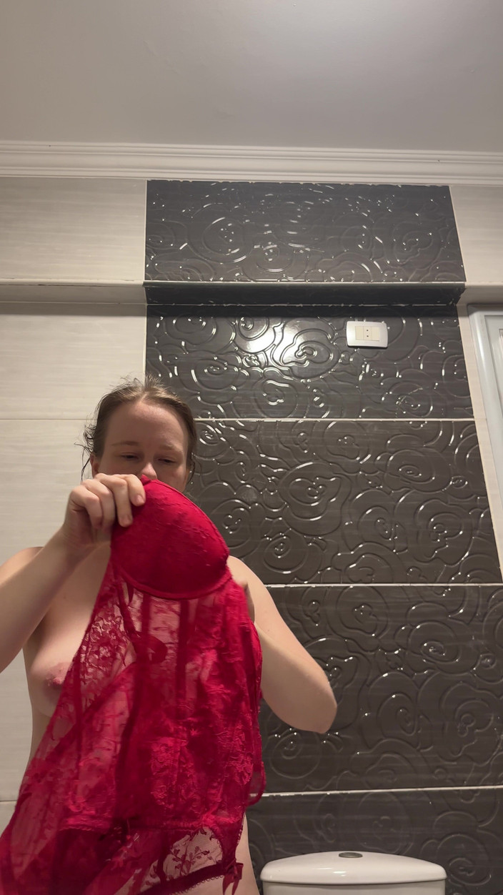 SweetLucy96: 浴室里的热条