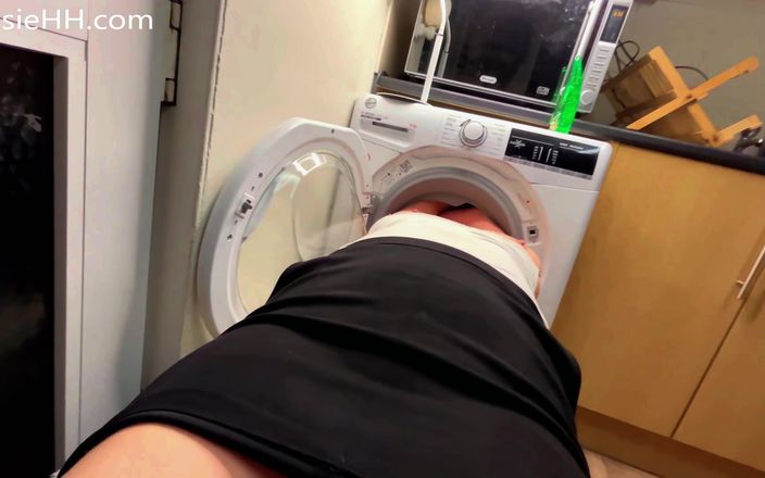 JessieHH: Застрягла, просячи зведеного брата допомогти, не була хорошою ідеєю 4k