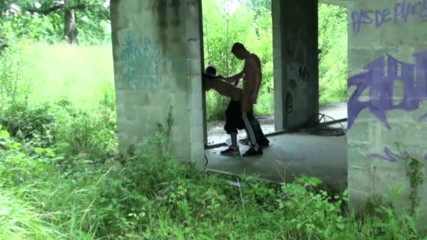 Crunch Boy: 392 Richy dikongkek oleh Jordan Fox di luar rumah