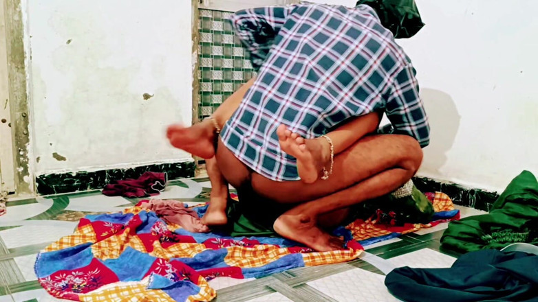 Bhabhi UP: Mere sauteli Man bahut hot