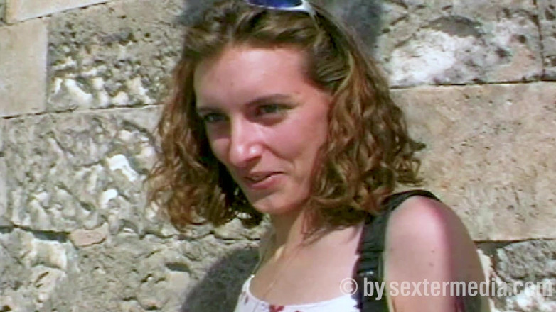 Sextermedia by Pete: Mallorca Vacationer Jane Satisfied by the Pool