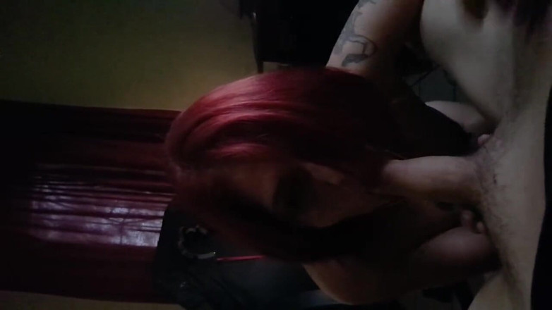 Den Yolla: Balls deep down her throat