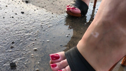 Goddess Lena: Heel Shower