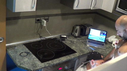 RAW PORN SPY CAM: Video in the kitchen jess used raw by Stepdaddy