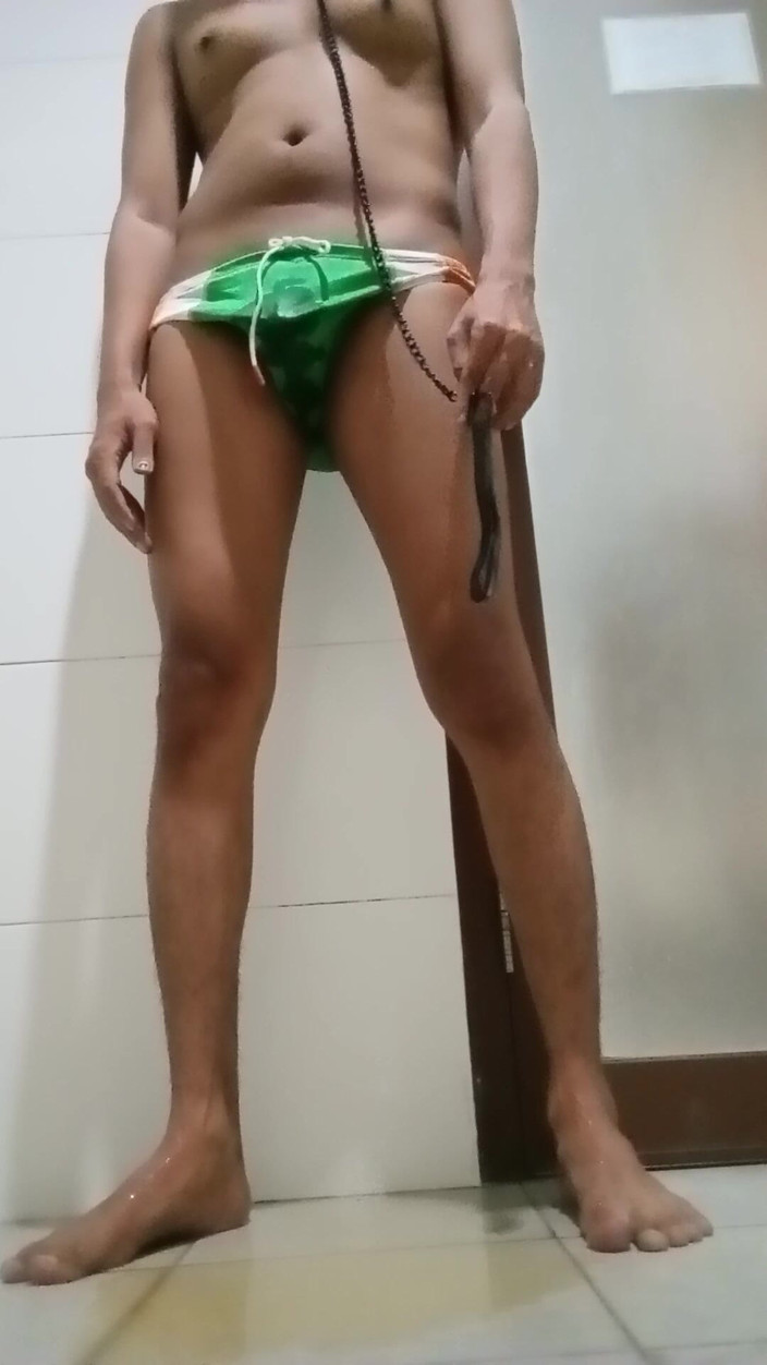 Steven slave: Chcaní na podlahu