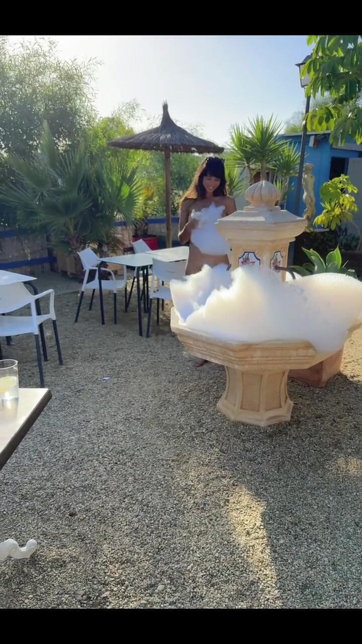 DaringKiara: Așa s-a încheiat vizita mea epică la bar!
