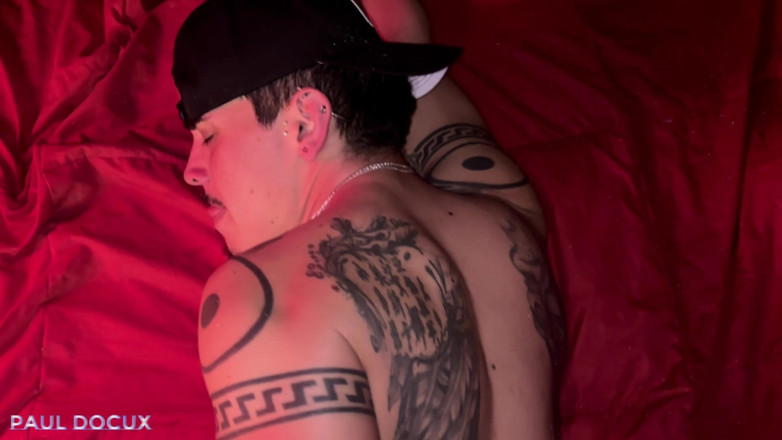 Paul Docux: What a Delicious Open Pussy Bidder Caressing My Curved Cock