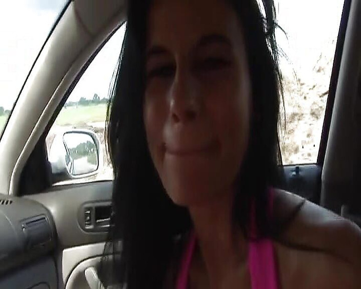 Porno kino: Bonita alemã gata fodida na floresta