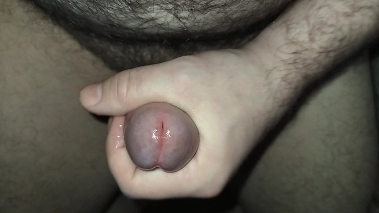 Uhri: Thủ dâm với bôi trơn và bắn tinh