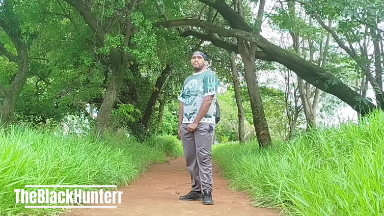 TheBlacKHunterr: Masturbación en la calle