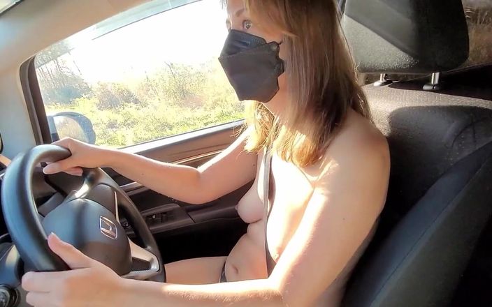 Julia Meow: どんな服装でドライブするのが好きですか?