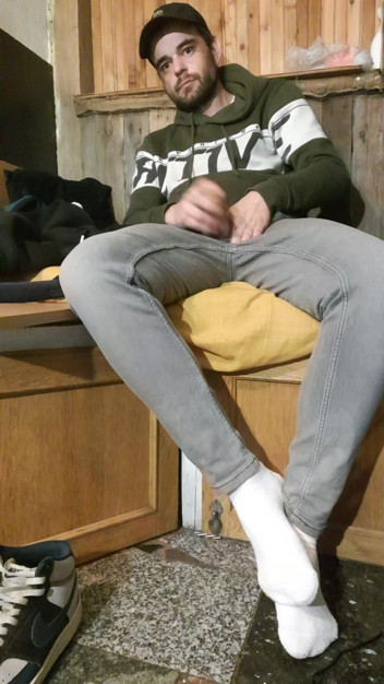 Skater, wear,shoes,socks and masturbate