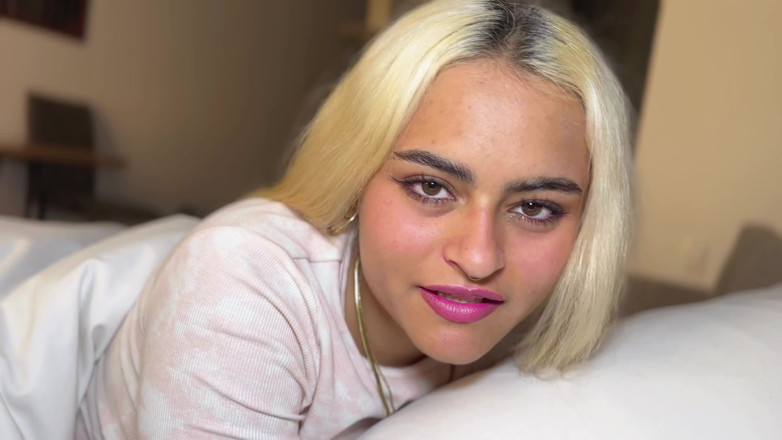 cxlila: My Stepsister’s Best Friend and I Shared a Bed and...