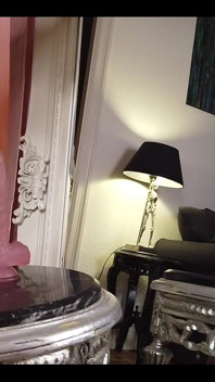 Jazda dildo w gorącej bieliźnie