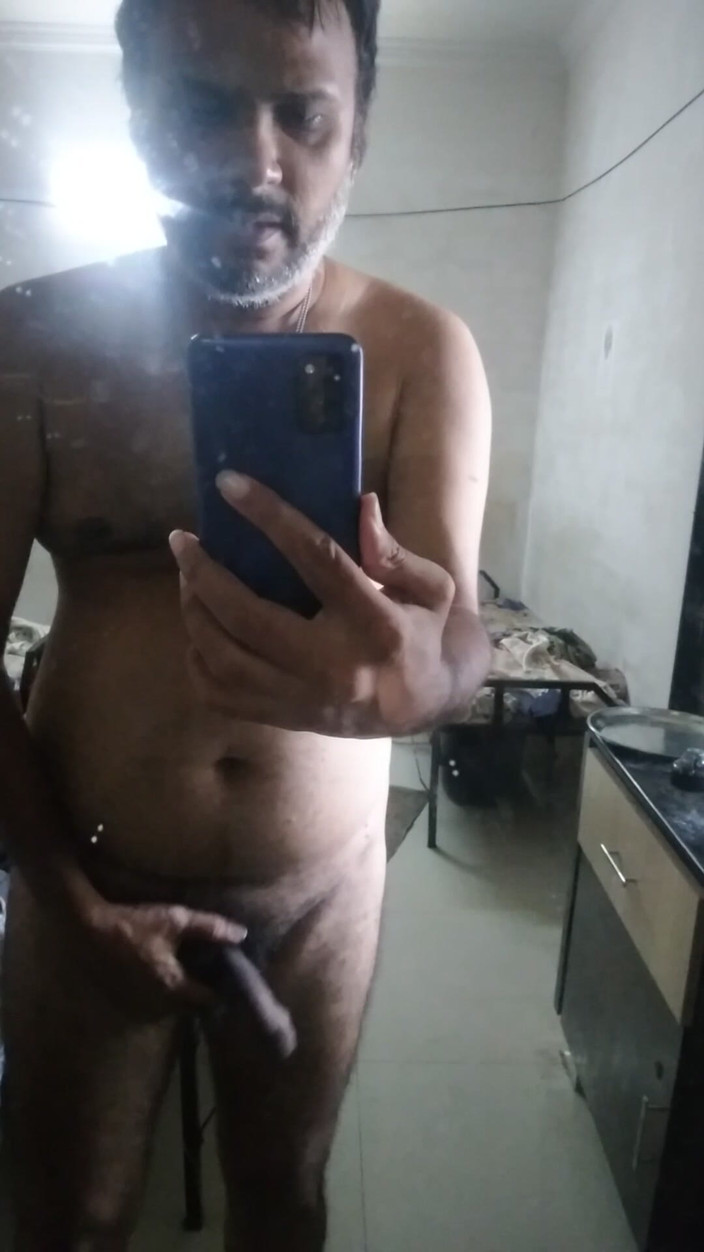 Nani Top: Ottenere più piacere con il mio cazzo forte gratuitamente.
