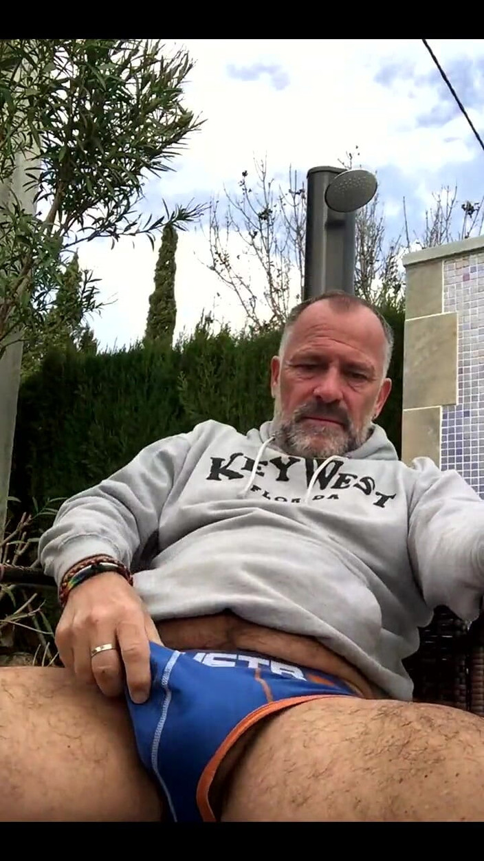 Daddybearvlc: Streaming dimulai pada 02/15/2024 01:58 Pm