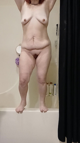 Elianna: Cơ thể khỏa thân n chiến lợi phẩm lắc