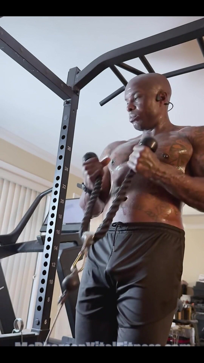 Hallelujah Johnson: McPherson Vital Fitness deel 74