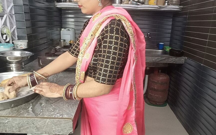 tannu: 부엌에서 섹스를 즐기는 핫한 인도 미녀 풀 바비.