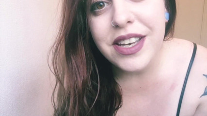Rebelle Jay: PVC šaty orgasmus
