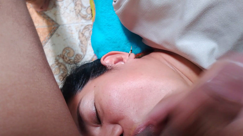 Valkyrie and Luigy Couple: Teman wanita pancutan mani menghisap telur