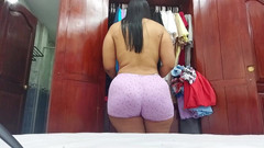 Katrina4deluxe: Pembantu rumah yang menggairahkan menyentuh sensually