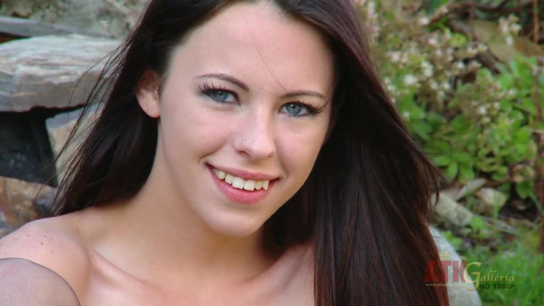 ATKIngdom Fans: Ultra sexy young and tight pussy