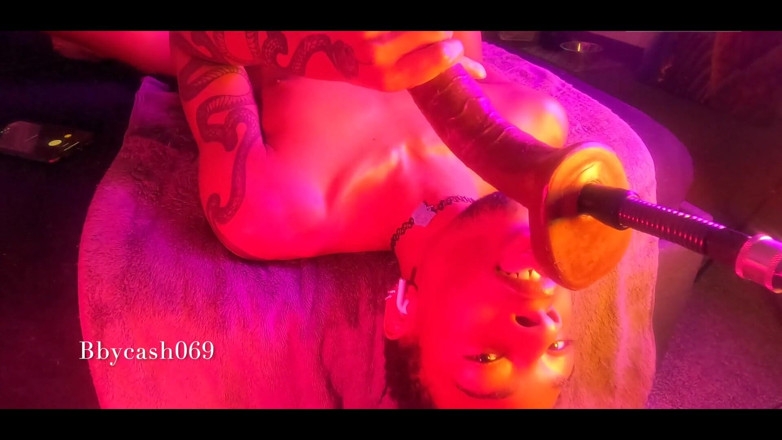 Bbycash 69: Dildo