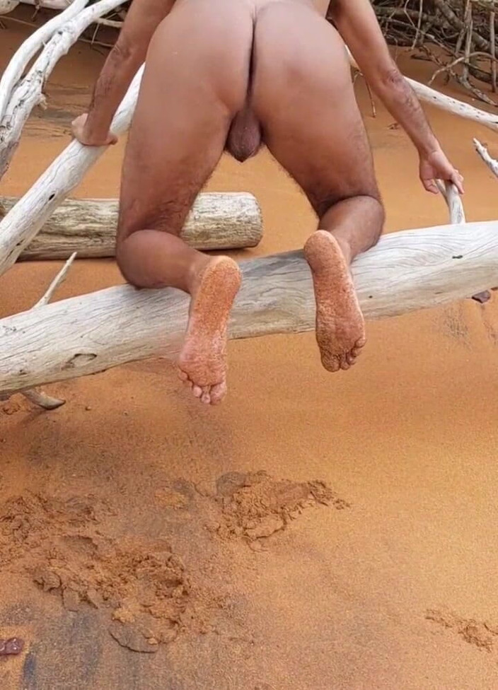 Ladysilvas: LadySilva голая на пляже иди трахни мою горячую задницу