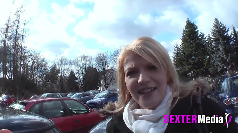 Sextermedia by Pete: Chubby blonde in front of sex camera