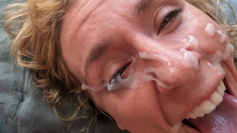 Sav Moolah: Record Breaking Facial!