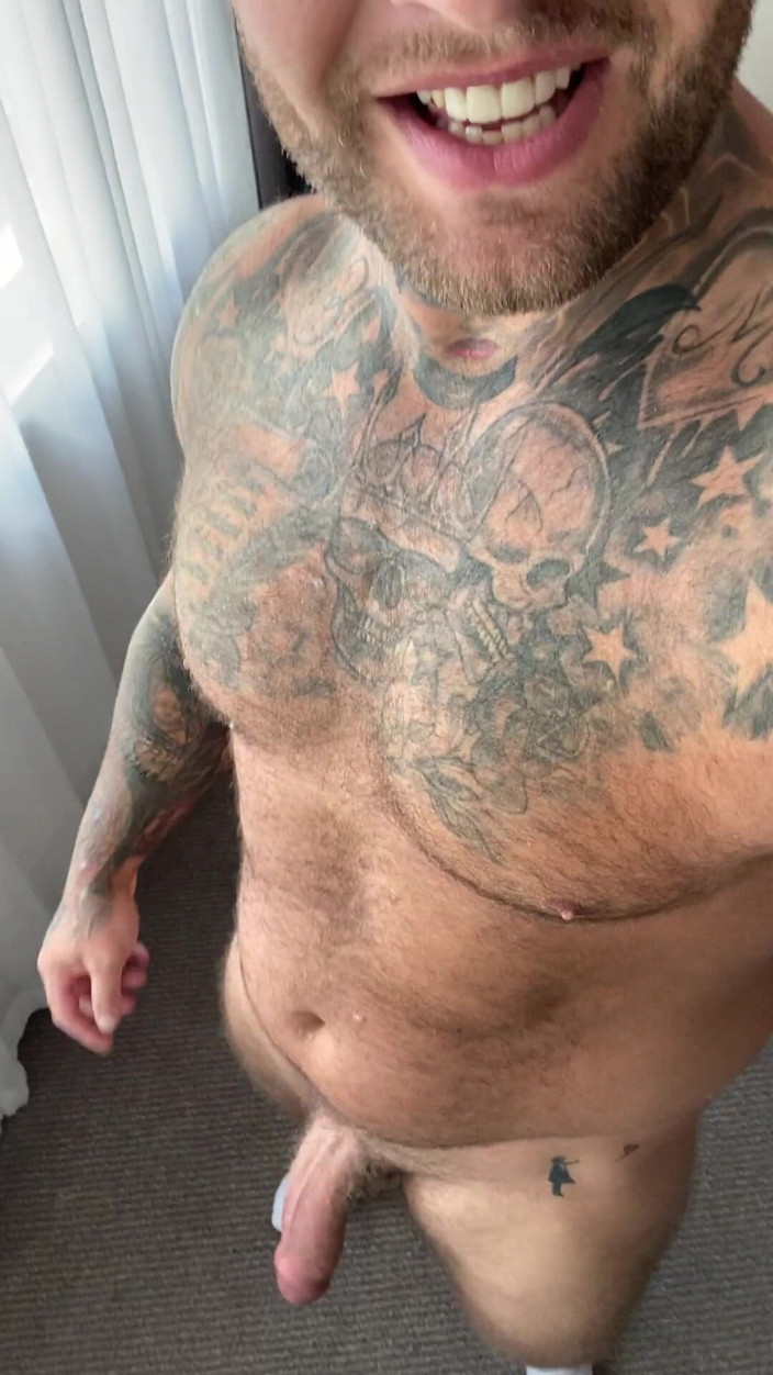 Andyleexxx: Solo ropa interior y calcetines masturbarse