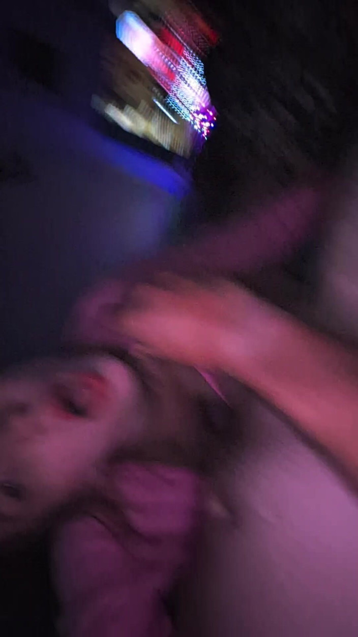 Coupleoffreaks13: Bocchinosamente caldo succhiata dei piedi dopo un footjob ed un...