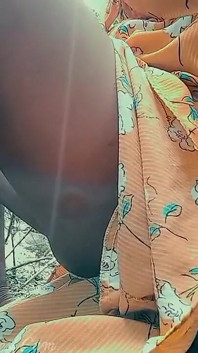 Indiana tia fodida duro na floresta nua