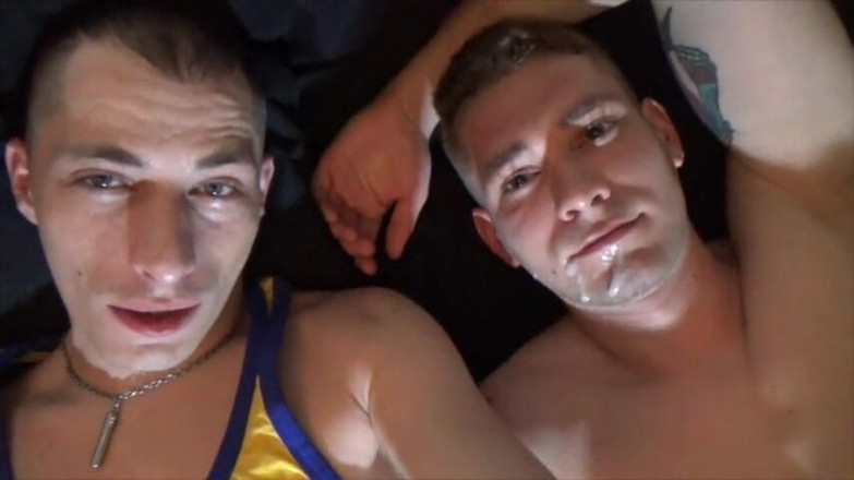Gaybareback: Sextape a pelo con Fabien y Aaron Master