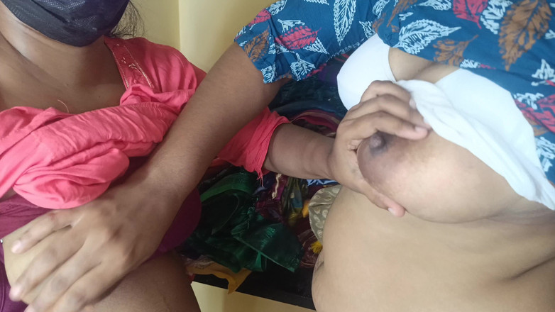 Laxi ammu: Studentessa lesbica con la sua sorellastra