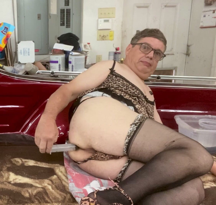 Dozen summer 3: Разминка киски!!